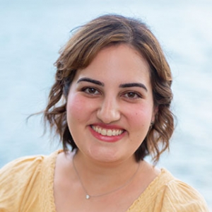 Amna Farooqi