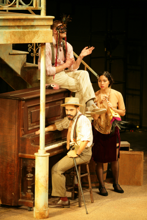 Sir Andrew (Skye Edwards), Fabianne (Hazel Lozano), and Sir Toby (Moises Castro) in Twelfth Night. Photo: Mike Hipple