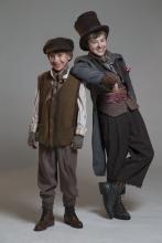 Fifth Avenue Oliver cast