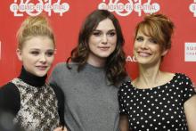 Chloë Grace Moretz, Keira Knightley, and Lynn Shelton (IMG: Danny Moloshok/ Invision/ AP) Chloë Grace Moretz, Keira Knightley, and Lynn Shelton