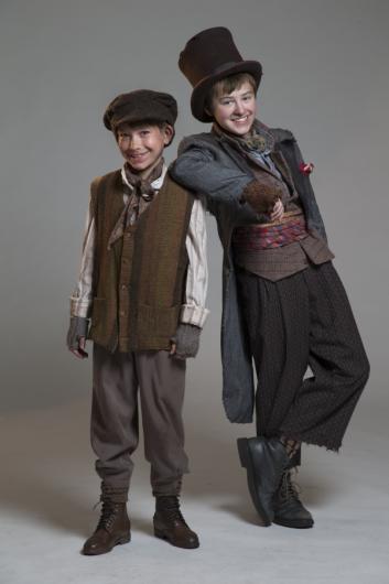 Fifth Avenue Oliver cast