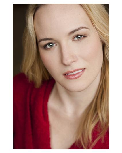 Tara Velan Headshot