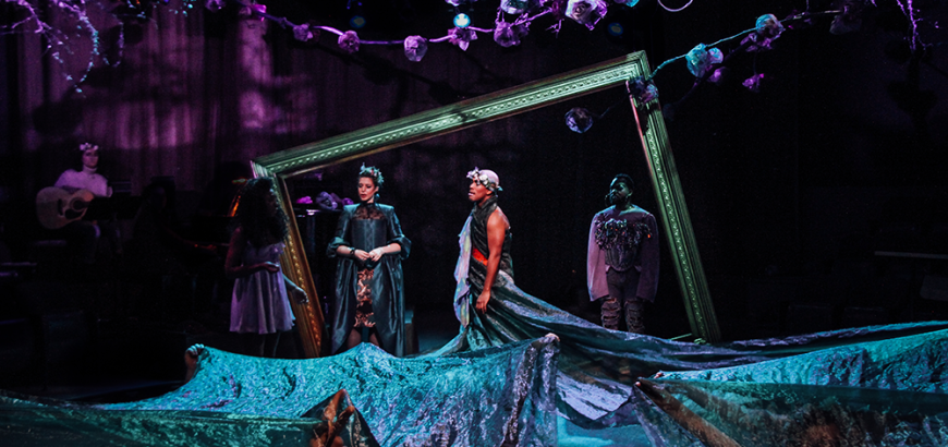12 Ophelias (a play with broken songs) / Scenic Design by Isabel Le / Photo by Isabel Le