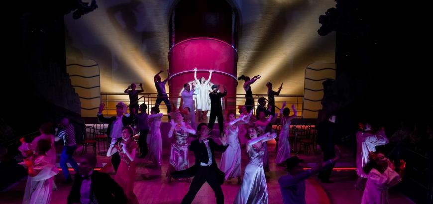Anything Goes / Set Design by Alex Winterle / Photo by Alan Alabastro