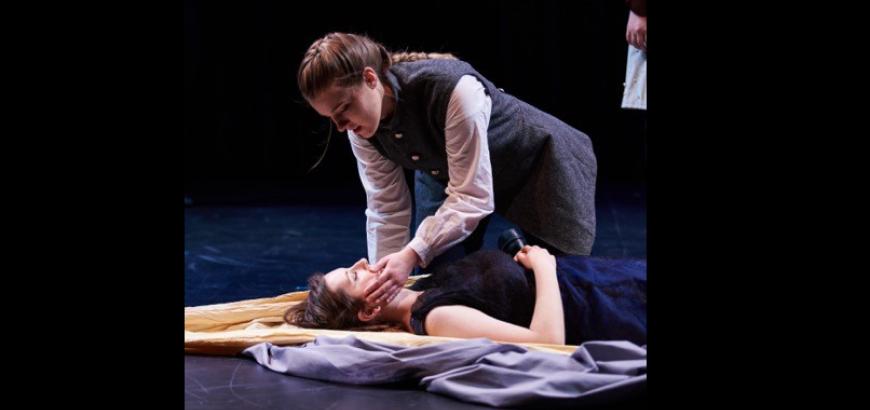 Mckenna Donahue and Lindsey Crocker in UTS' Hamlet / Photo by Max Golub