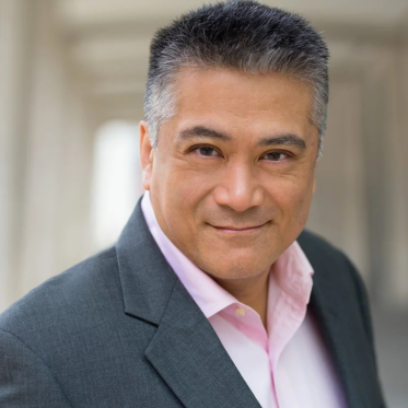 Ariel Estrada, MFA, Acting, Professional Actor Training Program, University of Washington. Photo courtesy of the artist.