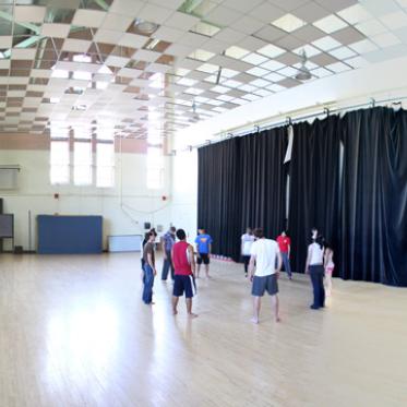 Students practicing exercises in Hutchinson 202